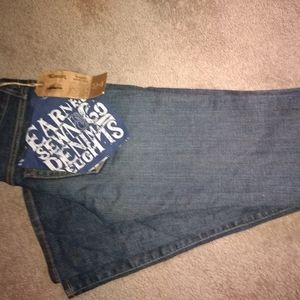 Woman's jeans *new w/ tags*